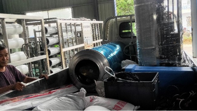 一噸反滲透水處理設備多少錢？我需怎么選？