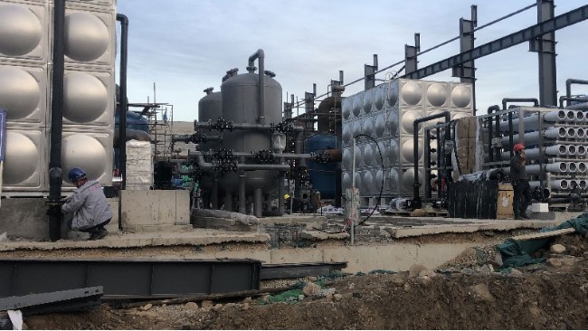 95噸每小時(shí)反滲透設(shè)備適用的行業(yè)有