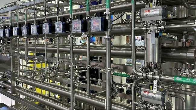 一級反滲透純水設備價格高低與設備的配置有關