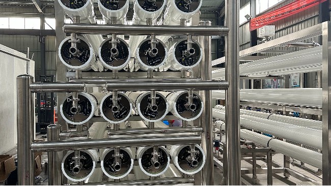 食品行業(yè)超純水設(shè)備供應(yīng)商20噸純凈水設(shè)備