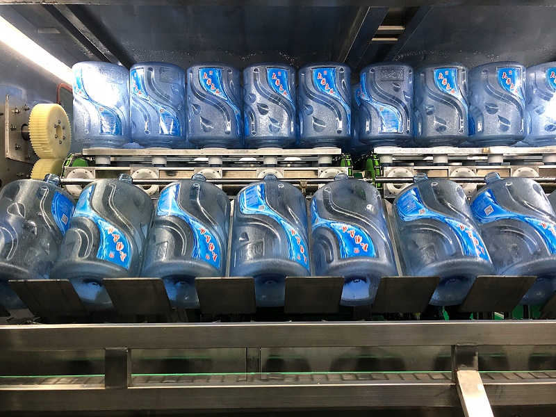 桶裝水灌裝設備