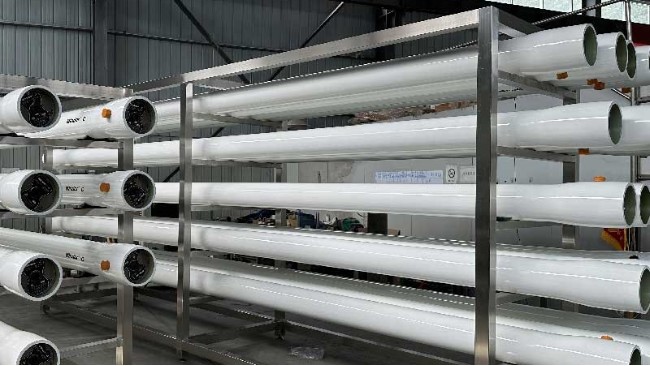 ro反滲透水處理設(shè)備多少錢？與什么有關(guān)？