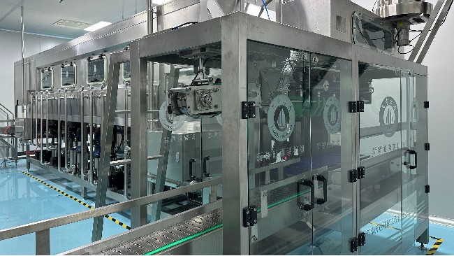 開辦桶裝水廠需要哪些證件和設備？手把手教您如何辦廠