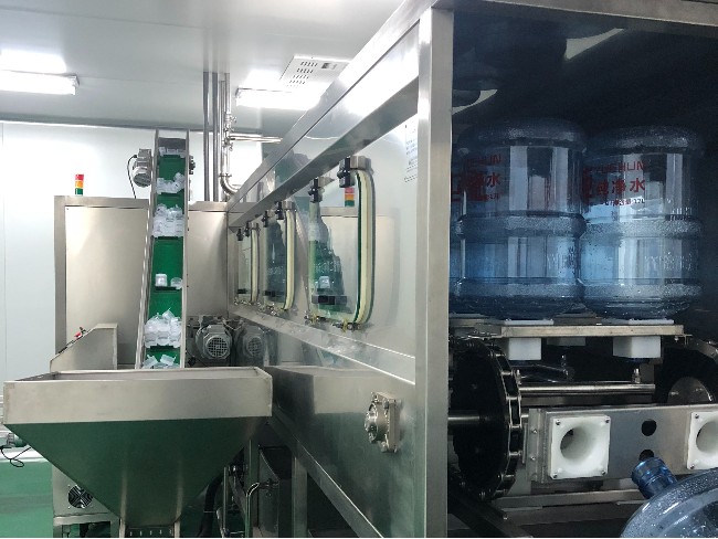 桶裝水生產(chǎn)線設(shè)備一套多少錢 桶裝水生產(chǎn)線設(shè)備一套多少錢