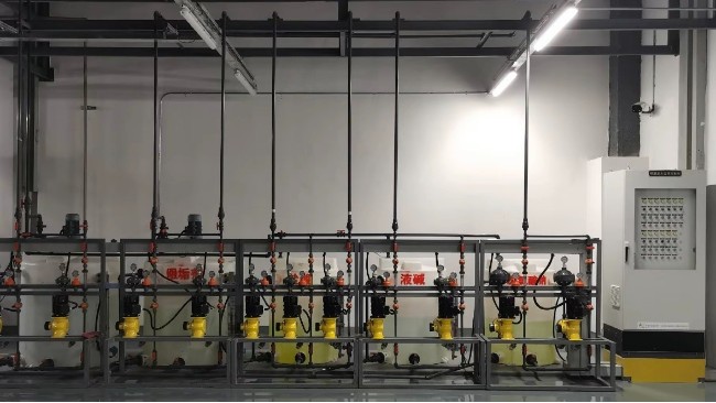 二級反滲透水處理系統怎么制凈水