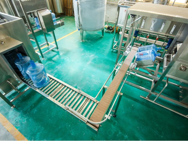 礦泉水的生產過程 礦泉水的生產過程